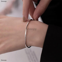 Snoopy สร้อยข้อมือแหวนโมเบียสสำหรับผู้หญิงกำไลข้อมือน้ำหนักเบาดีไซน์เฉพาะกลุ่มสวยงามของขวัญเครื่องประดับลมหนาว