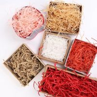 [Popular Accessory]หั่นกระดาษรอยย่น DIY กล่องของขวัญบรรจุวัสดุ Raffia กล่องลูกกวาดกระดาษทิชชูคริสต์มาส Party บรรจุภัณฑ์ของประดับเติมแต่ง