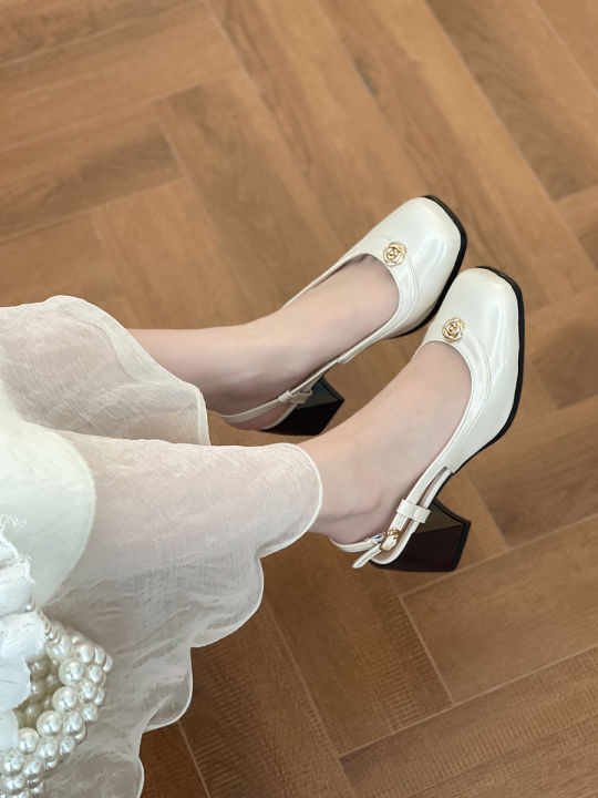 ส้นสูงแบบฝรั่งเศสใหม่สำหรับฤดูร้อนรองเท้าแตะ-baotou-หวานและหลากหลายส้นหนาเรียบง่ายรองเท้าผู้หญิงแบบย้อนยุคอ่อนโยน