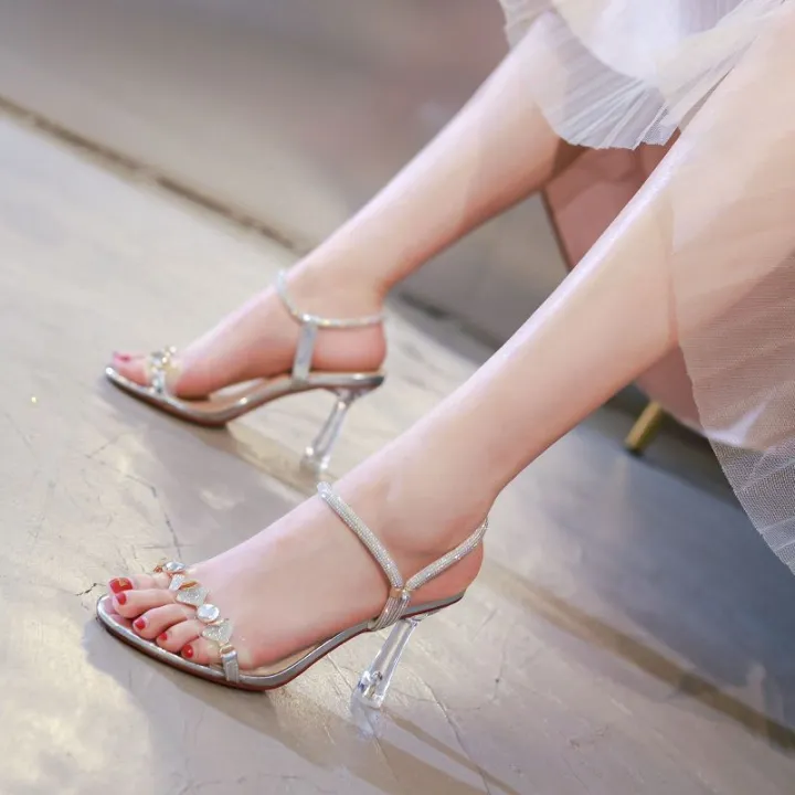 รองเท้าแตะส้นสูงสไตล์ฝรั่งเศสผู้หญิงส้นเข็มเรียบหรู-2023-ฤดูร้อนใหม่รองเท้าส้นสูงยอดนิยมในโลกออนไลน์สายรัดสไตล์นางฟ้า