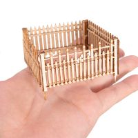 Scale 1/35 Miniature Wooden Fence Model Diy Militray Building Sand Table Scene Materials Diorama Kits 3Pcs/Lot