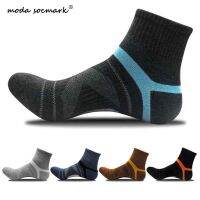 【Sock shop】Moda Socmark ผู้ชายขายร้อนกีฬากลางแจ้งยอดบาสเกตบอลถุงเท้าผู้ชายขี่จักรยานถุงเท้าถุงเท้าการบีบอัดผ้าฝ้ายด้านล่างผู้ชาย39; S ถุงเท้า