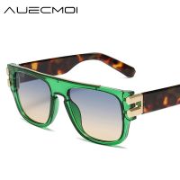 Classic Rivet Flat Top Square Sunglasses For Men Trend Designer Sun Glasses Women Fashion Vintage Luxury Brand Punk Drive Shade