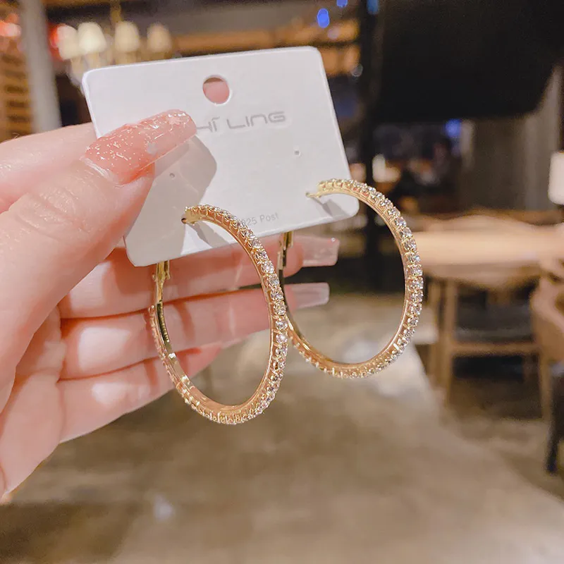 Details more than 179 fake hoop earrings claire's super hot seven.edu.vn