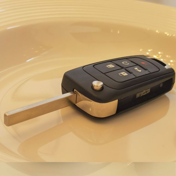 superkey-remote-car-key-shell-case-for-chevrolet-cruze-epica-lova-camaro-impala-flip-folding-for-buick-2-3-4-5-button