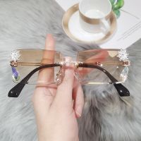 Luxury Brand Designer Fashion Rimless Diamond Sunglasses Women Vintage Travel Crystal Rhinestone Square Sun Glasses For Female