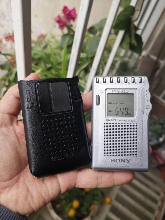 Máy nghe nhạc thu radio Sony FM/AM PLL SRF-T615 Made in Japan. 