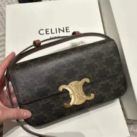 celine กระเป๋าผู้หญิงกระเป๋าหรูหราน้ำหนักเบาแบบเดียวกับดารากระเป๋าสะพายข้างแบบพกพาเรียบง่ายแนวนอนสีทึบกระเป๋าบาแกตต์