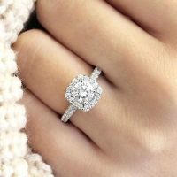 INSPEC แหวนหมั้นขนาด5-10เพชรสังเคราะห์สีขาวแหวนแต่งงานตัดตัวรองเป็นทรงรัศมี