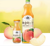 เครื่องดื่มเกาหลี  น้ำลูกพีช กายาฟาร์ม 1.5 ลิตร Gaya Farm Peach가야농장 복숭아 1.5L ขวดใหญ่ เครื่องดื่มผลไม้แท้ 100% สูตรเข้มข้น