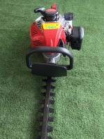 เครื่องตัดแต่งกิ่งไม้แต่งพุ่มไม้ ยี่ห้อGoboss 24"(24นิ้ว) HEDGE TRIMMER เครื่องยนต์2จังหวะ 1แรงม้า ประกัน3เดือนเทสก่อนส่ง