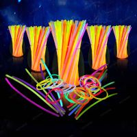 ✾✑۩ 20/50/100pcs Glow Sticks Fluorescence Party Supplies Glow Necklaces Bracelets For Neon Party Decorations Halloween Wedding Decor