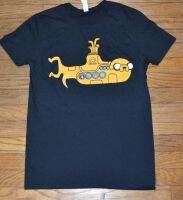 ผจญภัย Finn Jake เรือดำน้ำสีเหลือง TEE ที่ได้รับอนุญาตเครือข่ายการ์ตูนเสื้อยืด