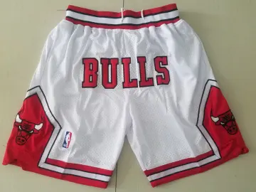 Chicago bulls shorts with on sale pockets