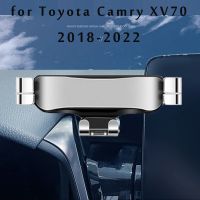 ที่วางโทรศัพท์ในรถ LHD สำหรับ Toyota Camry XV70 2021 2022 2018แต่งรถตัวยึดจีพีเอสอุปกรณ์สนับสนุนโทรศัพท์มือถือหมุนได้