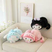 Sanrio Melody Kuromi Cinnamoroll ชุดแมวกล่องทิชชู่หรูหราน่ารักนุ่มยัดไส้ตุ๊กตาผ้ากำมะหยี่ของเล่นกล่องกระดาษรถห้องนั่งเล่นในบ้าน