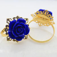 NEW Blue Roses Napkin Ring Golden Decorative Iron napkin rings Holder Wedding Napkins cloth Decorative deduction Table Banquet