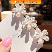 กิ๊บติดผมไข่มุก เครื่องประดับผมมุขเทียม รูปดอกเดซี่ Imitation Pearl Hair Clip