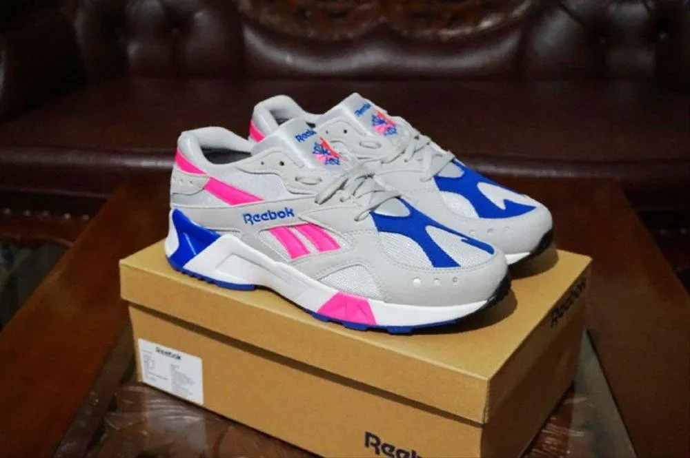 reebok aztrek running