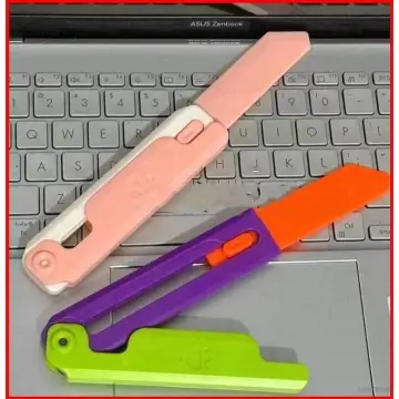 3D Carrot Butterfly Knife Baby Decompression Toy Little Radish Knife Swing  Knife