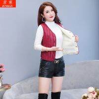 [COD] New autumn and winter middle-aged elderly womens short padded vest inner wearing down lambskin