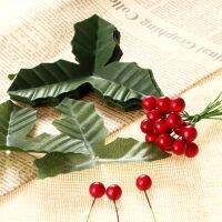 【FCL】✾ 100pcs/set Artificial Holly Berries with Artifical LeavesDIY Bouquets Wedding Decoration