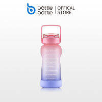 BOTTLE BOTTLE ครึ่งแกลลอน/64oz ขวดน้ํากับฟาง, ที่จับขนาดใหญ่, รองเท้าซิลิโคนป้องกัน, ขวดน้ํากีฬา, มีเครื่องหมายเวลา, หลักฐานการรั่วไหล, เหยือกน้ํานํามาใช้ใหม่, สําหรับผู้ใหญ่และเด็ก