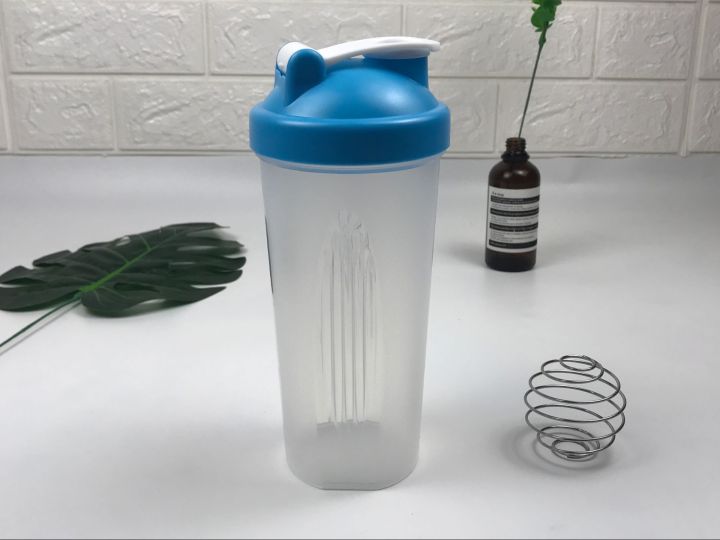 1pc Protein Powder Shaker Bottle Milkshake Fitness Sports Water Bottle With  Mixing Ball