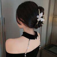 [COD] Diamond-encrusted zircon butterfly clip European and cold style shark fashion dish hair back head grab headdress female