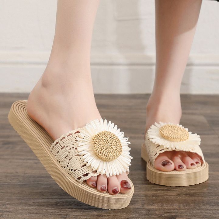 Amazon.com: Fashionable Slipper Banana leaf Slippers flower Girls House  Slippers Indoor House Shoes Men's Indoor Outdoor House Shoes Fuzzy Slipper  : Beauty & Personal Care