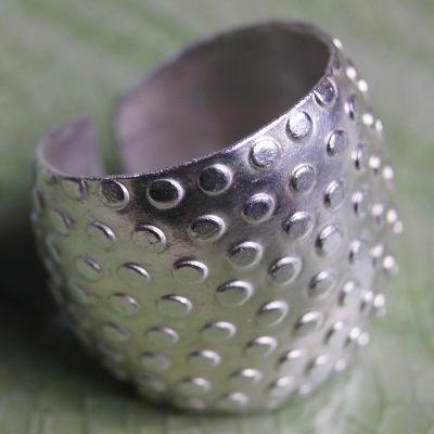 Beautiful gift ring pure silver Thai Karen hill tribe silver hand made Size ,8,9 Adjustable ของขวัญแหวนลวดลายไทยเงินแท้ งานเงินแท้ ขนาดปรับได้สวยงามเป็นของฝากถูกใจผู้รับ