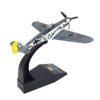 WW2ทหารเครื่องบินรบ BF109 1/72แบบจำลองย่อขนาดพร้อมขาตั้งเครื่องบินคอลเลกชันสำหรับผู้ชาย