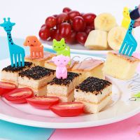 10Pcs Cute Mini Animal Farm Fruit Fork Cartoon Food Picks Children Snack Cake Dessert Food Fruit Forks Lunch Bento Accessories