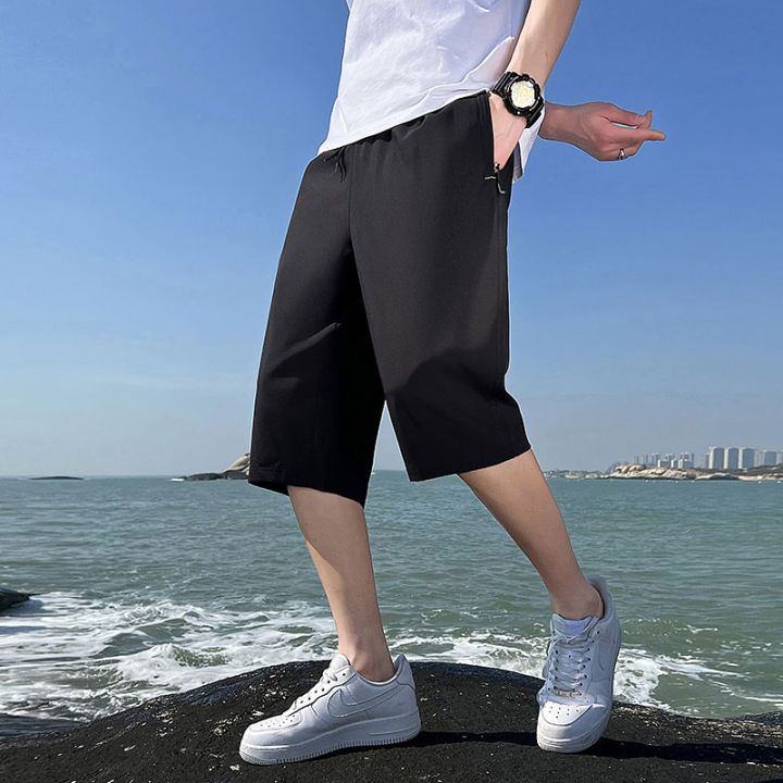 Buy Men's Sustainable Slim Fit Plain Mid Waist 3/4 Pants with Pocket Detail  Online | Centrepoint Kuwait