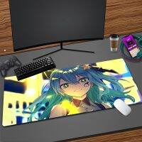 Hololive Anime Cawaii Girls Mouse Pad 900x400 แผ่นรองโต๊ะแล็ปท็อปสำหรับเล่นเกม แผ่นรองลื่นไถล อุปกรณ์สำนักงาน แผ่นรองเมาส์คอมพิวเตอร์