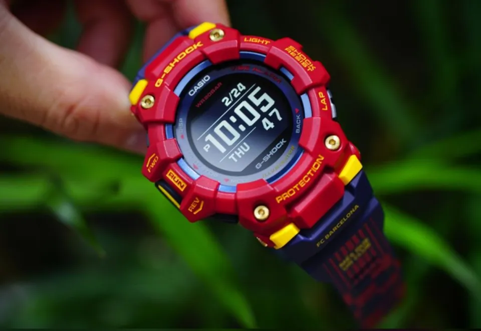 OFFICIAL WARRANTY) Casio G-Shock GBD-100BAR-4 Matchday FC