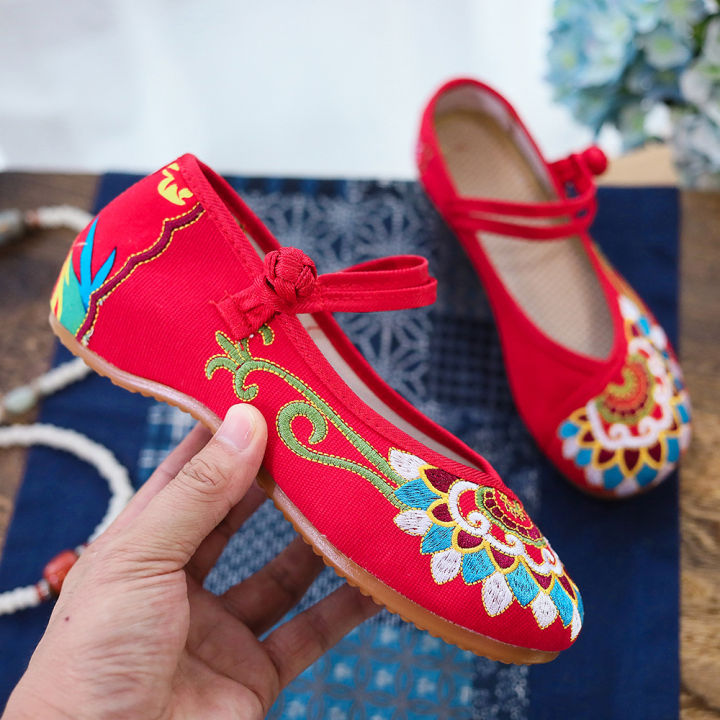 veowalk-handmade-women-chinese-old-peking-shoes-buddhism-totem-embroidered-ballet-flats-ladies-casual-cotton-fabric-dance-shoes