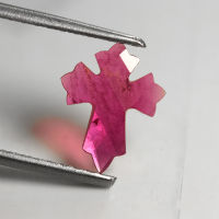 0.95 ct พลอยแดง (Ruby) แกะสลัก กางเขน เผาใหม่ สีแดง