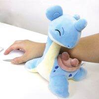 20Cm Kawaii Wink Lapras โปเกมอนตุ๊กตาอะนิเมะ Pokras ที่จับมือตุ๊กตาตุ๊กตายัดนุ่นของเล่นของขวัญ