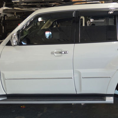 อะไหล่รถยนต์ SUV 5ประตู!! สำหรับมิตซูบิชิปาเจโร่ V93 V80 V95 V98 2007-2021โครเมี่ยมสีดำประตูข้างรถแม่พิมพ์หน้าปกแผ่นเล็มแต่งรถ87Tixgportz