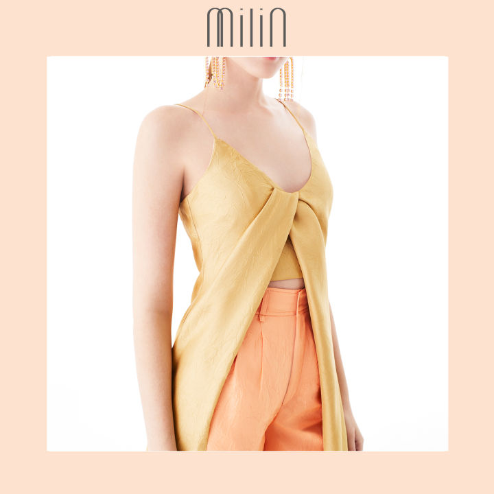 milin-front-twisted-deep-scoop-neck-long-overlay-top-เสื้อตัวยาวคอลึก-ด้านในทรงครอป-แต่งด้านหน้าบิดซ้อนทับ-sassel-top-สีเหลืองมัสตาร์ด-สีส้มพีช-mustard-yellow-coral-peach