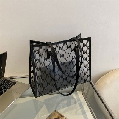 ♛□✗ Large-capacity transparent bag womens 2023 summer new trendy all-match foreign style fashion shoulder bag tote bag jelly bag