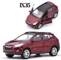 IX35 Tucson ขนาด1:36ของ Hyundai ของเล่นรถลากอัลลอยแบบจำลอง Ix35จำลองรถของเล่นประตูเปิดได้ Gratis Ongkir