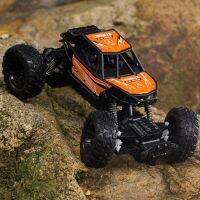 รถ RC 2.7Mhz ไร้สายควบคุมระยะไกลรถโลหะผสม Off-Road ปีนเขารถชาร์จได้สี่ช่องรุ่นรถแข่งเด็กผู้ชายของเล่นเด็ก Kongliao