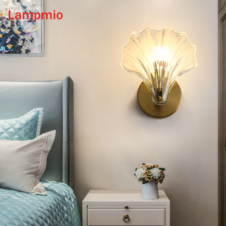 modern-golden-base-wall-lamp-with-glass-lampshade-for-bedroom-shell-shaped-wall-sconce-bedeside-lighting-background-deco