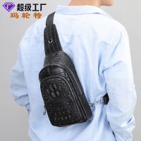 [COD] Mens new business commuting diagonal bag crocodile leather mens single shoulder earphone bit multifunctional chest wholesale