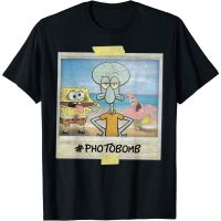 [HOT] เสื้อยืดผ้าฝ้ายพรีเมี่ยม เสื้อยืดโพลารอยด์ พิมพ์ลาย Spongebob SquarePants Squidward Photobomb
