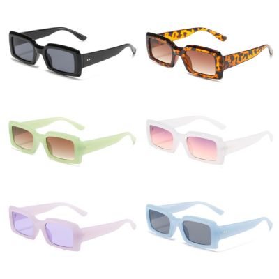 แว่นตากันแดดสี่เหลี่ยมแว่นกันแดด UV400ไล่ระดับสีแว่นตาแบบพังค์แว่นตากันแดดผู้หญิงผู้ชาย