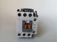 LS - MC-12B/AC220V 1a1b Metasol Magnetic Contactor (แมกเนติก คอนแทคเตอร์ 22AF, 3 เฟส, 12A, 380VAC, 5.5kW, คอยล์ 220Vac, คอนแทคช่วย 1NO+1NC, แผ่นปิดกันนิ้ว, ยึดรางปีกนก)