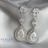 Neriza Jewelry/ ต่างหูระย้าเพชรสังเคราะห์ทรงหยดน้ำเกรดพรีเมี่ยม ประกายเทียบเท่าเพชรแท้ จัดส่งฟรี พร้อมกล่อง NE029